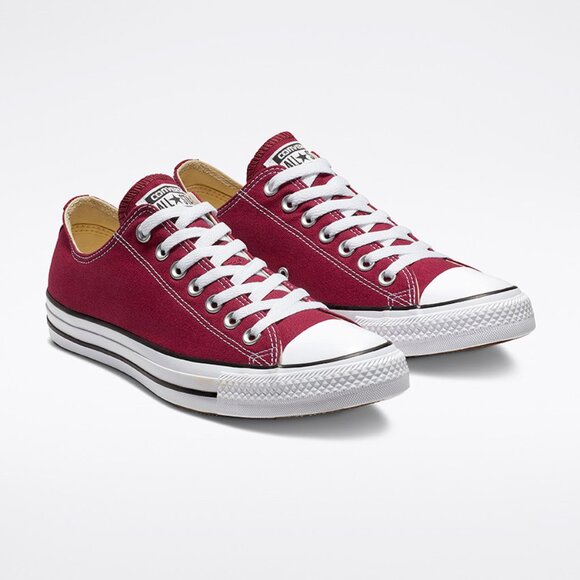 Converse Men's Chuck Taylor Maroon Low Top - Picture 2 of 4